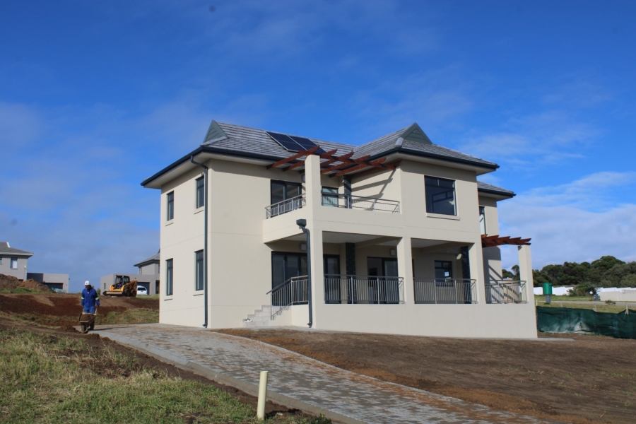 4 Bedroom Property for Sale in Kidds Beach Eastern Cape